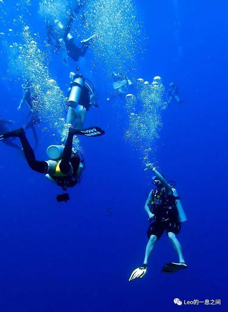致敬！现役飞行员刘金辉荣立二等功，“军嫂”在咱农商银行