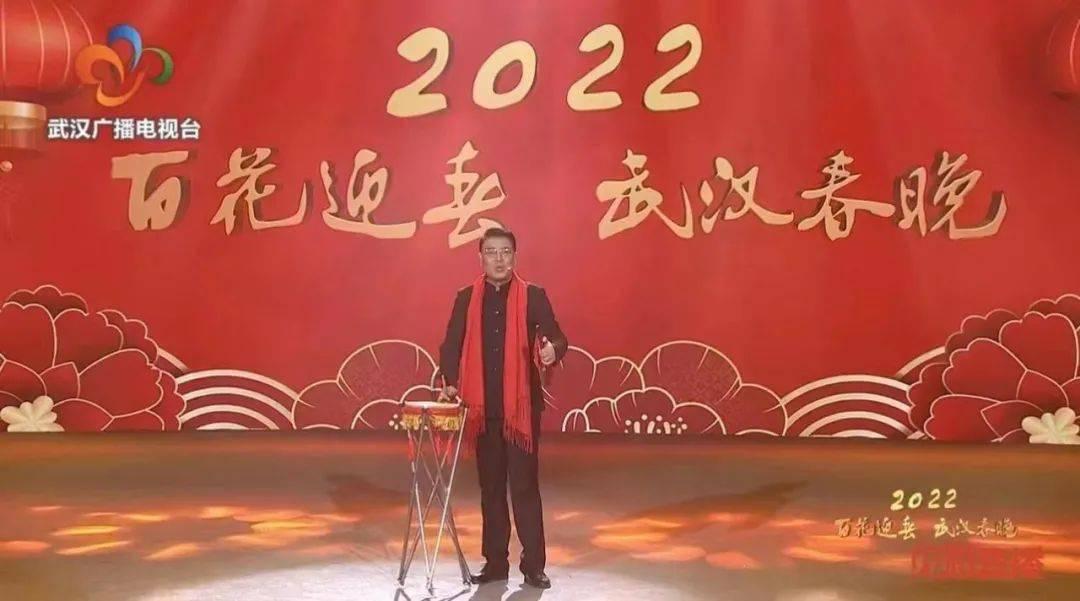 贝乐虎教你唱英文儿歌之《Ten In The Bed》
