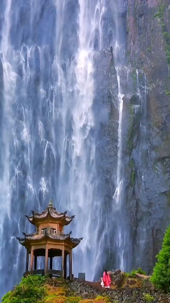 阿莱格里：场面不好看？里皮说了，前几名受到批评是正常的