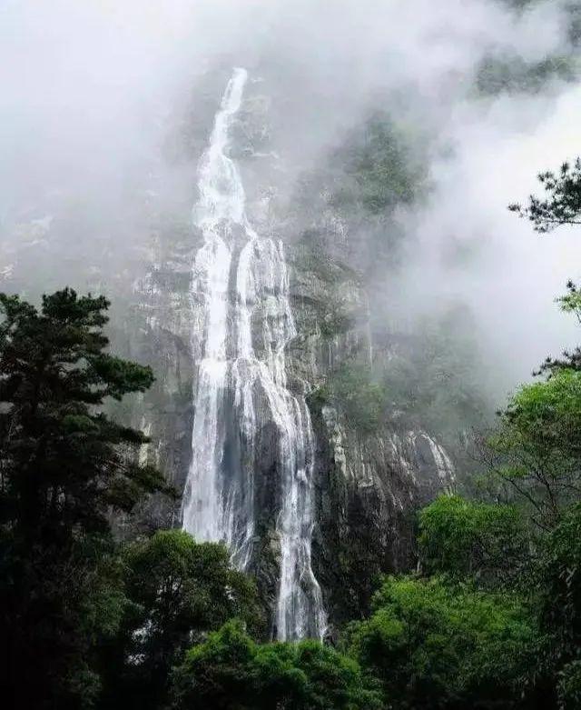 逃离广阔的山川