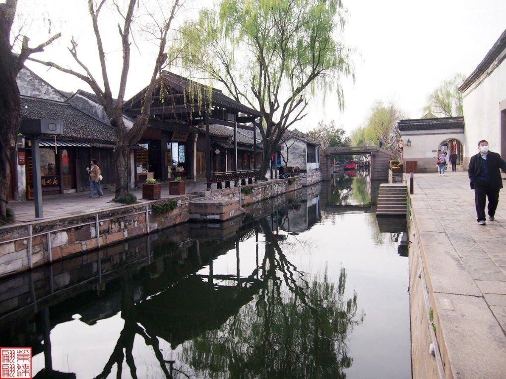 滚动的奶酪