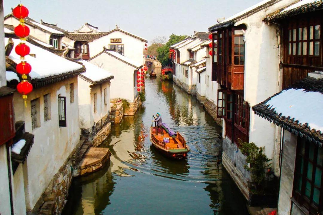 逃离无人大住宅
