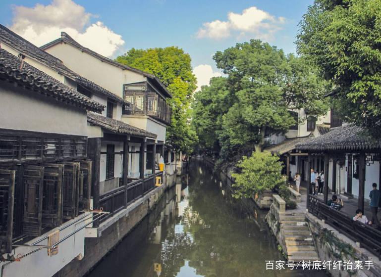 全网首发！奢华顶配「球鞋套装」开箱揭秘！细节居然这么多！